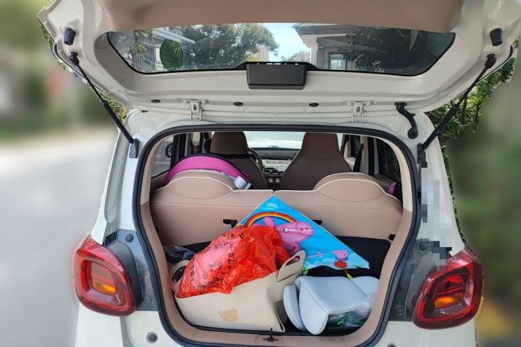 Used Wuling Hongguang MINIEV 2025 Four-Door Version Advanced Edition Trunk