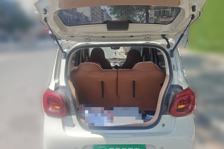 Used Wuling Hongguang MINIEV 2025 Four-Door Version Advanced Edition Trunk