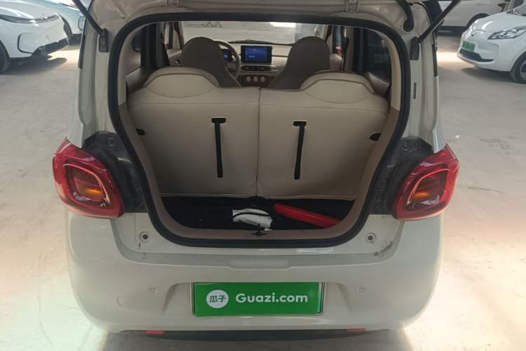 Used Wuling Hongguang MINIEV 2025 Four-Door Version Zhenxiang+ Edition Trunk