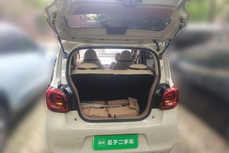Used Wuling Hongguang MINIEV 2025 Four-Door Version Premium Edition Trunk