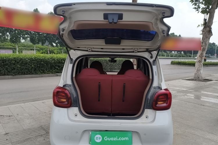 Used Wuling Hongguang MINIEV 2025 Four-Door Version Advanced Edition Trunk