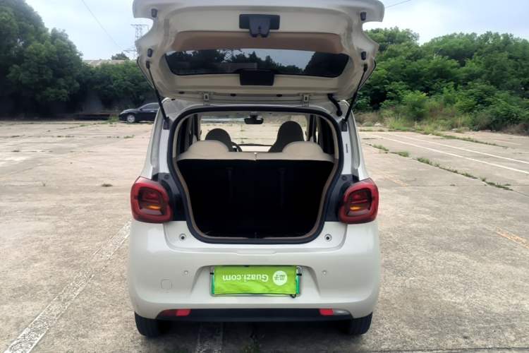 Used Wuling Hongguang MINIEV 2025 Four-Door Version Advanced Edition Trunk