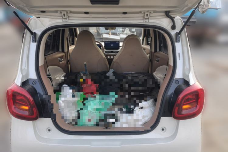 Used Wuling Hongguang MINIEV 2025 Four-Door Version Advanced Edition Trunk