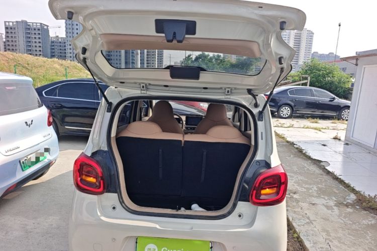 Used Wuling Hongguang MINIEV 2025 Four-Door Version Premium Edition Trunk