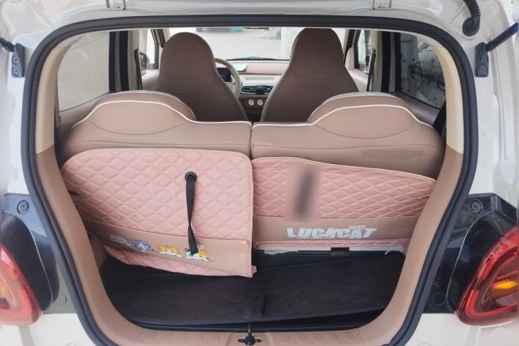 Used Wuling Hongguang MINIEV 2025 Four-Door Version Advanced Edition Trunk