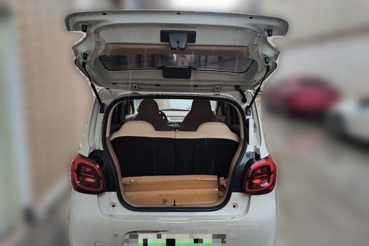 Used Wuling Hongguang MINIEV 2025 Four-Door Version Advanced Edition Trunk