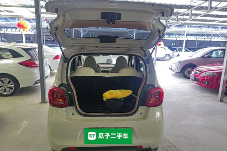 Used Wuling Hongguang MINIEV 2025 Four-Door Version Advanced Edition Trunk