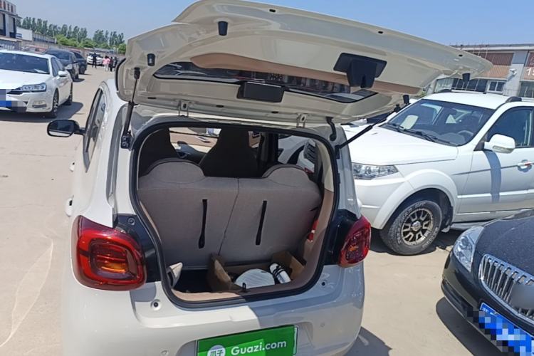 Used Wuling Hongguang MINIEV 2025 Four-Door Version Advanced Edition Trunk