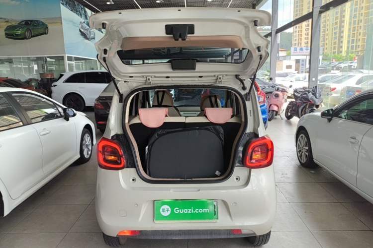 Used Wuling Hongguang MINIEV 2025 Four-Door Version Advanced Edition Trunk