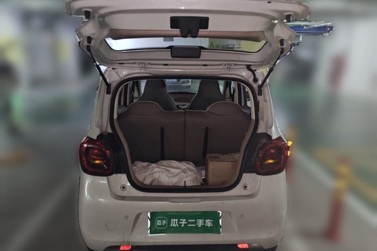 Used Wuling Hongguang MINIEV 2025 Four-Door Version Advanced Edition Trunk