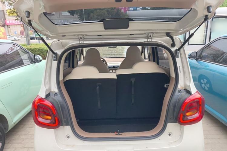 Used Wuling Hongguang MINIEV 2025 Four-Door Version Advanced Edition Trunk