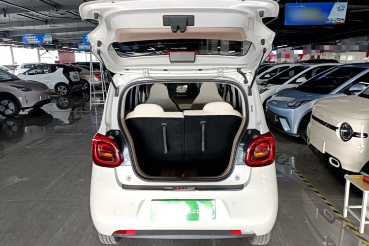 Used Wuling Hongguang MINIEV 2025 Four-Door Version Advanced Edition Trunk