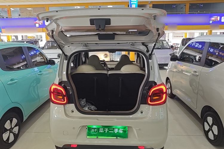 Used Wuling Hongguang MINIEV 2025 Four-Door Version Advanced Edition Trunk