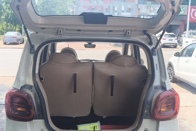 Used Wuling Hongguang MINIEV 2025 Four-Door Version Advanced Edition Trunk
