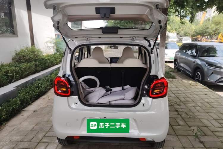 Used Wuling Hongguang MINIEV 2025 Four-Door Version Zhenxiang+ Edition Trunk