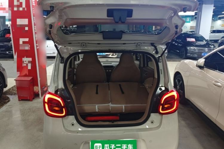 Used Wuling Hongguang MINIEV 2025 Four-Door Version Premium Edition Trunk