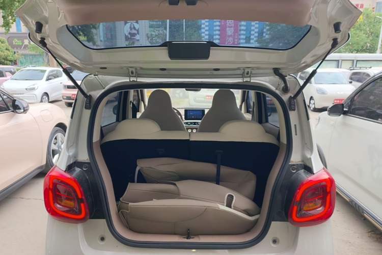 Used Wuling Hongguang MINIEV 2025 Four-Door Version Zhenxiang+ Edition Trunk