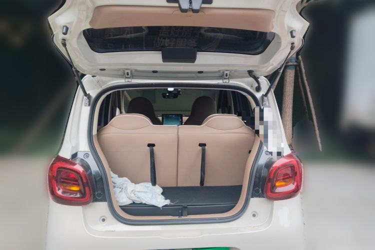 Used Wuling Hongguang MINIEV 2025 Four-Door Version Advanced Edition Trunk