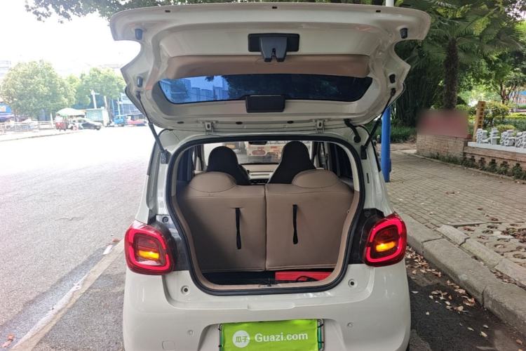 Used Wuling Hongguang MINIEV 2025 Four-Door Version Advanced Edition Trunk