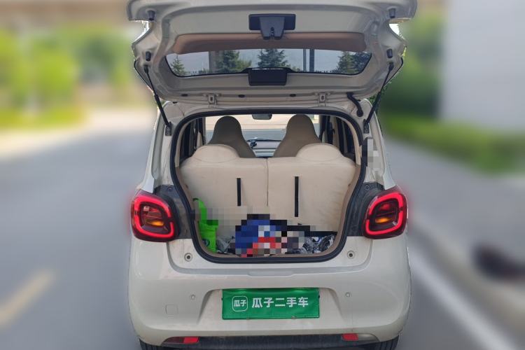 Used Wuling Hongguang MINIEV 2025 Four-Door Version Advanced Edition Trunk