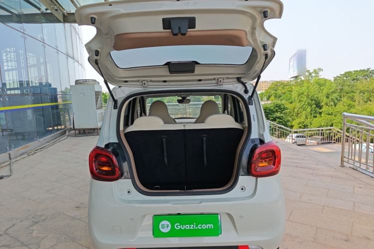 Used Wuling Hongguang MINIEV 2025 Four-Door Version Advanced Edition Trunk
