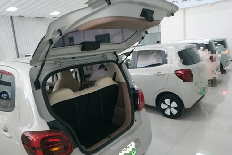 Used Wuling Hongguang MINIEV 2025 Four-Door Version Advanced Edition Trunk