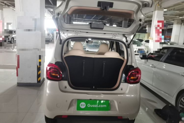 Used Wuling Hongguang MINIEV 2025 Four-Door Version Advanced Edition Trunk