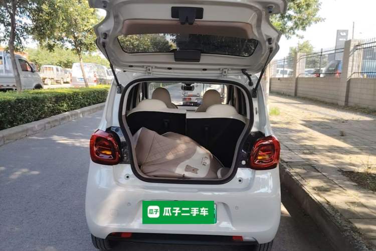 Used Wuling Hongguang MINIEV 2025 Four-Door Version Advanced Edition Trunk