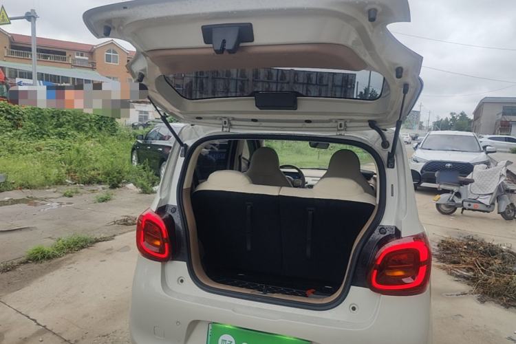 Used Wuling Hongguang MINIEV 2025 Four-Door Version Advanced Edition Trunk