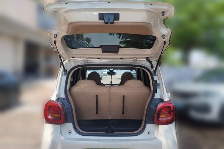 Used Wuling Hongguang MINIEV 2025 Four-Door Version Advanced Edition Trunk