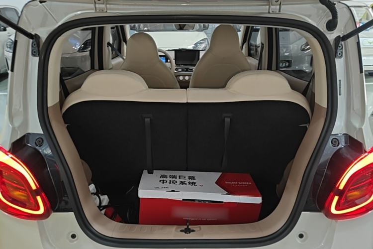 Used Wuling Hongguang MINIEV 2025 Four-Door Version Zhenxiang+ Edition Trunk