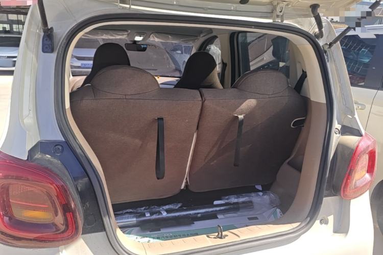 Used Wuling Hongguang MINIEV 2025 Four-Door Version Advanced Edition Trunk