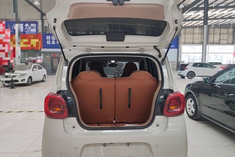 Used Wuling Hongguang MINIEV 2025 Four-Door Version Advanced Edition Trunk
