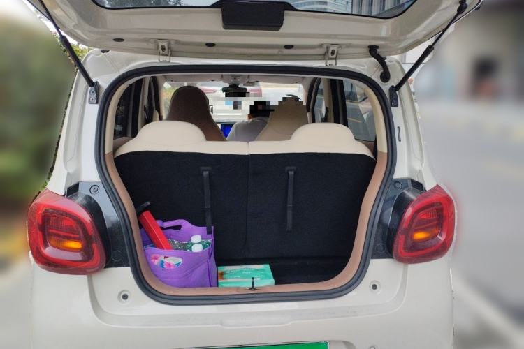 Used Wuling Hongguang MINIEV 2025 Four-Door Version Advanced Edition Trunk