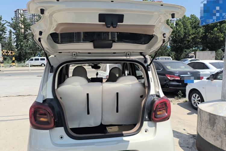 Used Wuling Hongguang MINIEV 2025 Four-Door Version Advanced Edition Trunk
