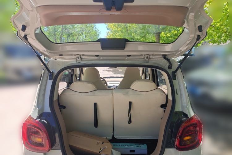 Used Wuling Hongguang MINIEV 2025 Four-Door Version Advanced Edition Trunk