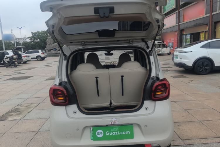 Used Wuling Hongguang MINIEV 2025 Four-Door Version Advanced Edition Trunk