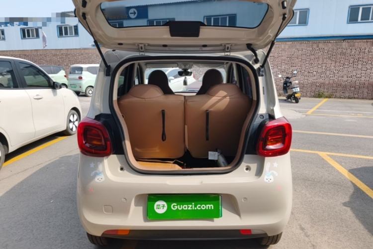 Used Wuling Hongguang MINIEV 2025 Four-Door Version Advanced Edition Trunk