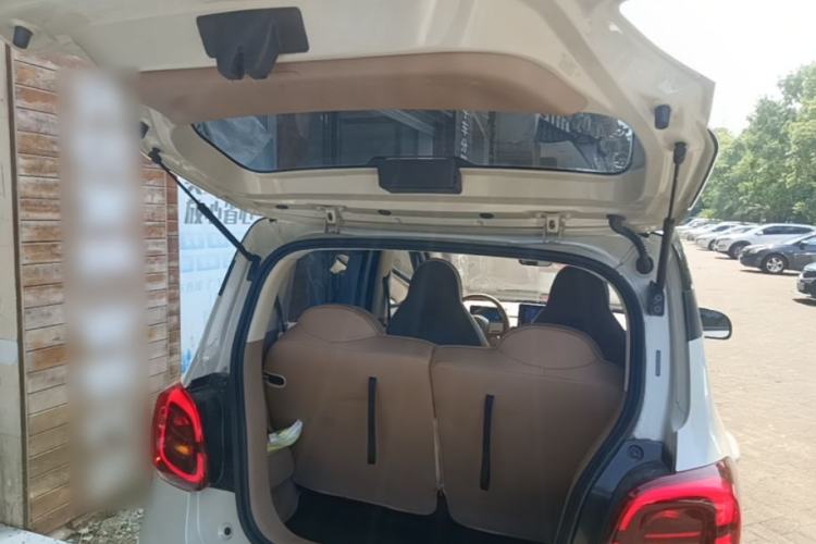 Used Wuling Hongguang MINIEV 2025 Four-Door Version Zhenxiang+ Edition Trunk