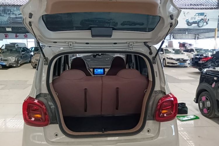 Used Wuling Hongguang MINIEV 2025 Four-Door Version Zhenxiang+ Edition Trunk