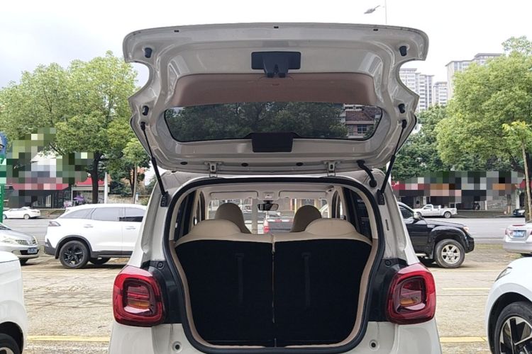 Used Wuling Hongguang MINIEV 2025 Four-Door Version Premium Edition Trunk