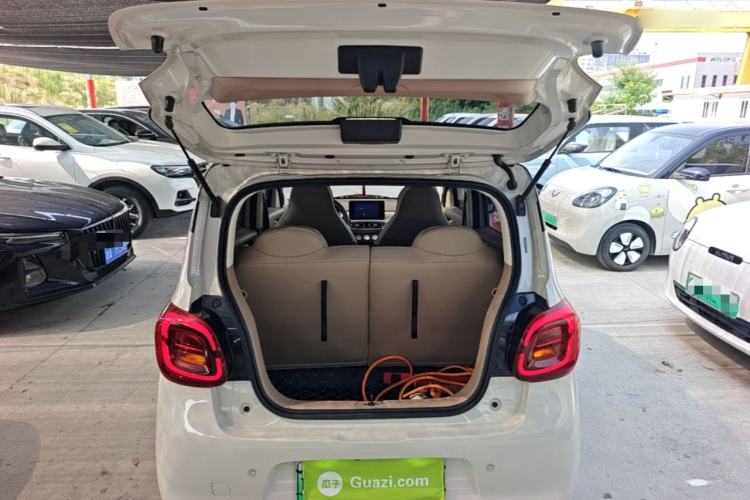Used Wuling Hongguang MINIEV 2025 Four-Door Version Zhenxiang+ Edition Trunk