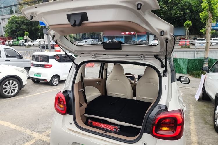 Used Wuling Hongguang MINIEV 2025 Four-Door Version Zhenxiang+ Edition Trunk