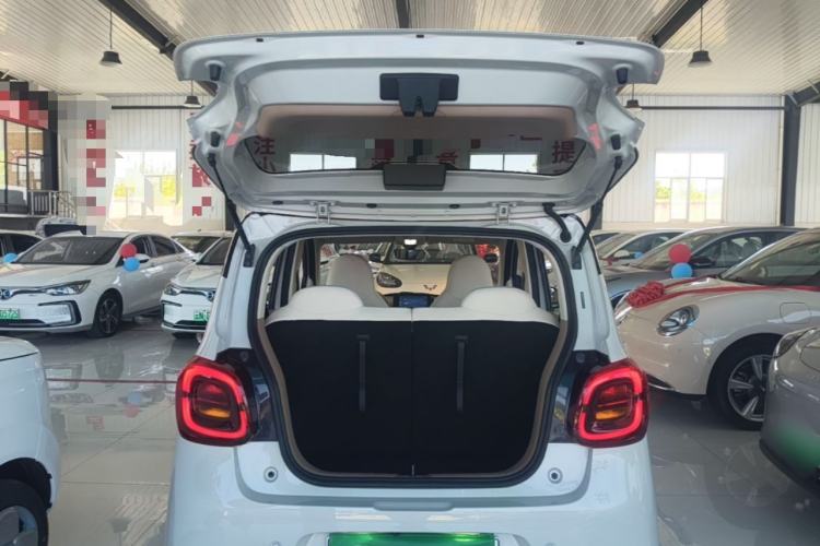 Used Wuling Hongguang MINIEV 2025 Four-Door Version Premium Edition Trunk