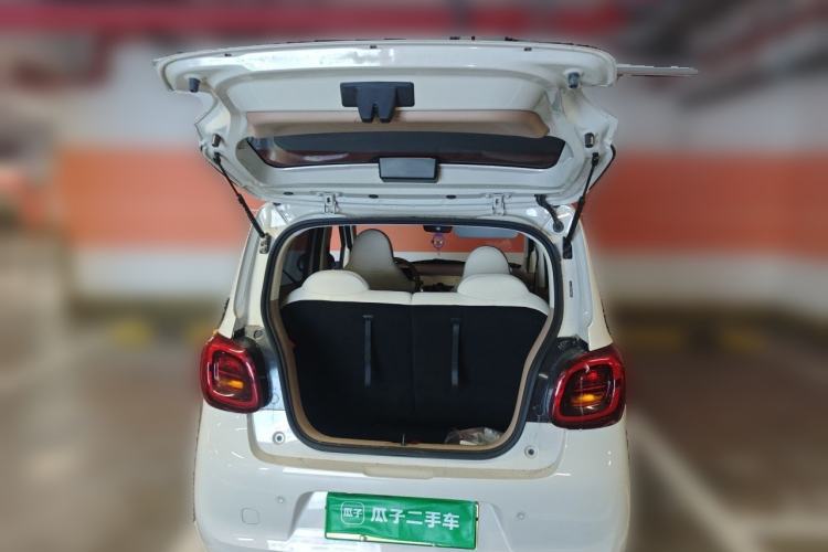 Used Wuling Hongguang MINIEV 2025 Four-Door Version Advanced Edition Trunk