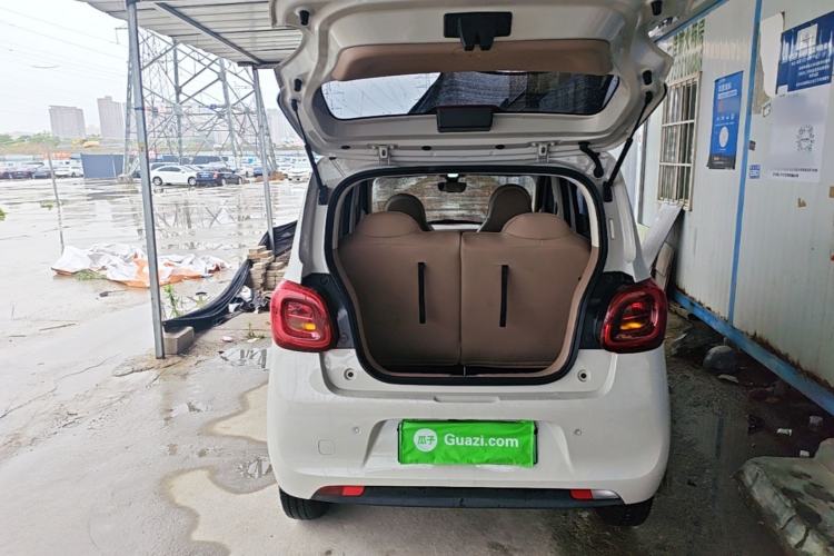Used Wuling Hongguang MINIEV 2025 Four-Door Version Advanced Edition Trunk