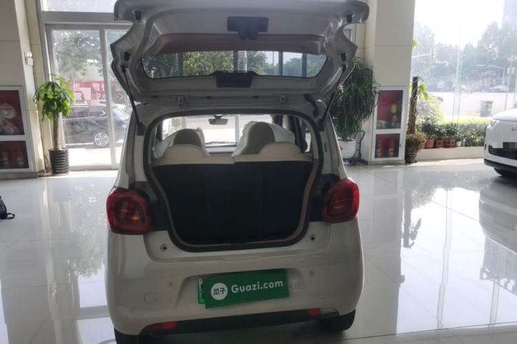 Used Wuling Hongguang MINIEV 2025 Four-Door Version Advanced Edition Trunk