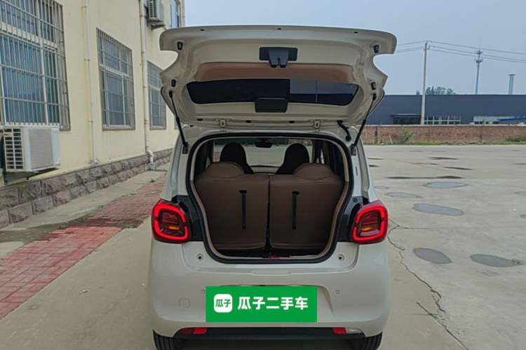 Used Wuling Hongguang MINIEV 2025 Four-Door Version Advanced Edition Trunk