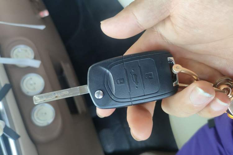 Used Wuling Hongguang MINIEV 2025 Four-Door Version Advanced Edition Vehicle Key