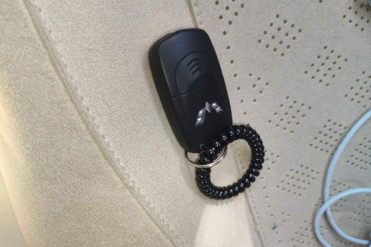 Used Wuling Hongguang MINIEV 2025 Four-Door Version Advanced Edition Vehicle Key